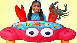 Wendy Pretend Play Catch Sea Animals with Crab Claw Toy Hands