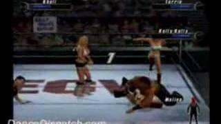 Great Khali beats up 3 Divas!