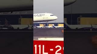 Amazing takeoff Airbus-321 #New livery #Airindia #vistaraairlines #shorts #trending #dehliairport