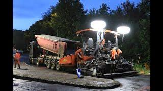 Chantier routier par Colas, rabotage et enrobé de jour comme de nuit en équipe avec Bremat Rabotage