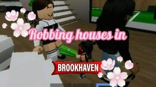 Robbing houses in Brookhaven Rp||Ashuxm 