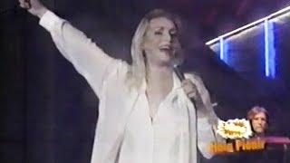 Vesna Zmijanac - Idem preko zemlje Srbije - LIVE - (Hala Pionir 1995)