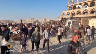 Israeli troops attack Palestinians in food queue!