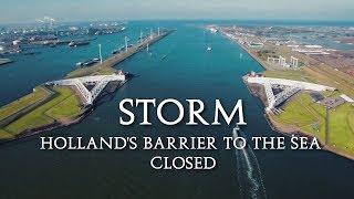 STORM !  Hollands Barrier to the Sea closed (The Maeslantkering) 4k