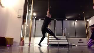 MY FIRST PRIVATE POLE DANCE WORKSHOP