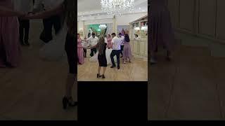 Забава! 5ч. Коломийка чи фокстрот. Весілля у Палаці Ярослав #shorts #shortswedding #shortsvideo