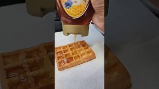 #cravingsatisfied #waffle #honey