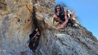 A strange story: Malaeke and the beautiful nomadic girl