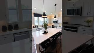 Modern, bright, and cozy kitchens are my fave!  #housetour #luxuryhomes #newconstruction #raleigh