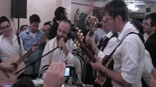 Yehuda Green Moishele's Niggun (Kadish)  At the Carelbach Shul First night of Selichos Good Quality