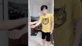 Tạo ra dòng điện từ tay, thử ngay nào | Hưng Rì Viu #shorts