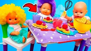 Cuciniamo con le bambole! Video con le bambole per i bambini piccoli. Giochi con il pongo