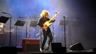 Anna Calvi: "Ghost Rider" and "I'll Be Your Man", New Theatre, Cardiff 2016