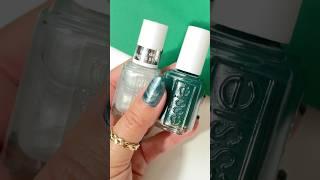 An easy layering technique for cool chrome Christmas nails #holidaynails #nailtrends