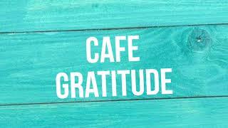 Einblicke in den Livestream und Anthony's Ansprache im Cafe Gratitude