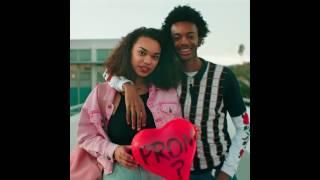 ASOS Promposals: Making it rain balloons | Her Campus x ASOS | Her Campus