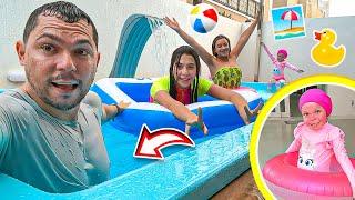 VLOG DO DIA NA PISCINA EM FAMÍLIA COM SARAH E ELOAH ! Dia a Dia com Amanda