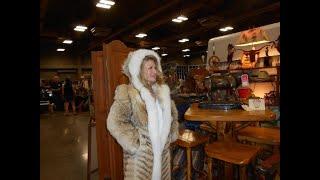 Women in coyote fur 1