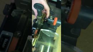 Adjusting the Micro-Adjust feature on Wenxing Key Machines