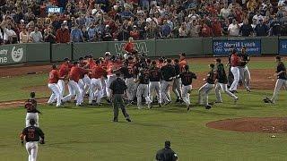 Kevin Gregg, David Ortiz exchange words as benches clear