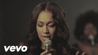 Rebecca Ferguson - Shoulder to Shoulder (Live Version)