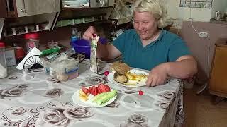 МОЙ УЖИН В ОДИНОЧЕСТВЕ...