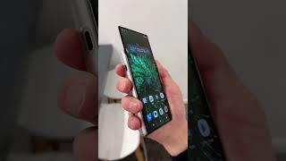 Motorola Rizr rollable display phone #gadgetguy #gadgettech #gadget