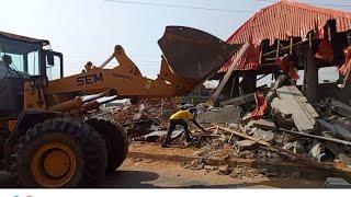 A NIGERIAN MAN BUILT ON A LIBERIAN GOVERNMENT'S LAND SO THE GOVERNMENT DESTROYED THE PLAYGROUND