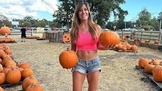 Look At This! Jen and Destyn Carve Pumpkins