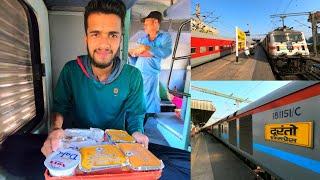 Hazrat Nizamuddin to Ernakulam Duronto Express | Sleeper Class Food | 130 kmph  | Part - 2