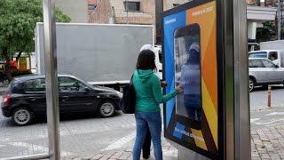 Samsung Galaxy A bus shelter - take a snap! | JCDecaux Colombia