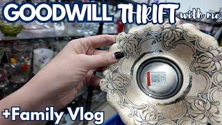 Can't SPLIT IT UP | GOODWILL Thrift With Me + Family Vlog | Reselling