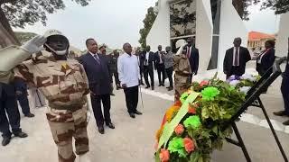 Presidente do Congo Brazzaville Denis Sassou Enguesso deposita croa de flores na campa