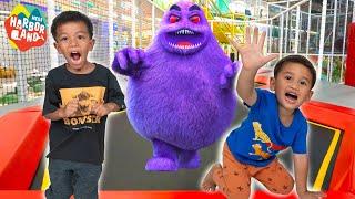 Grimace Shake อยู่ในฮาร์เบอร์แลนด์ | พี่ปลื้ม