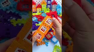 Fun house building blocks are here. The shapes are changeable and can be assembled at will. It can