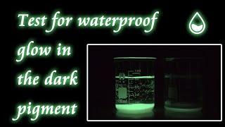 Do you know that the ordinary glow in the dark powder is non-waterproof?