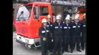 1. Frau im Einsatzdienst bei der Feuerwehr Hamburg 1995