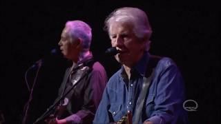 Graham Nash & Shane Fontayne sing "Bus Stop" Live in Concert St Louis July 2015 HD 1080p