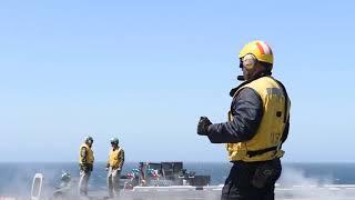 despegues en  catapulta de portaaviones  Operaciones de cubierta de vuelo USS Theodore Roosevelt.