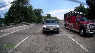 Nutley Fire EMS-1 and PD arriving at a 2-car crash on Route 21 South