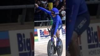 Jonathan Milan Campione del Mondo su pista nell'inseguimento individuale #ciclismo