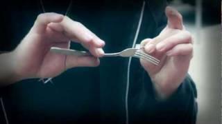 Morgan Strebler : Liquid Metal 2 - The Ultimate in Fork Bending - Ellusionist.com