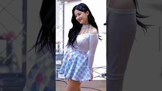 Kim teahyoung and Nancy momoland whatsApp status | Full screen | Muskan Edit | #bts#shorts #tranding