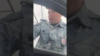 На Черменском посту картавый требует и запрещает умничать