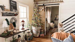 Vintage Farmhouse Christmas Tour