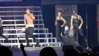 justin biebers pants falling down during baby