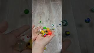 Reverse video Bouncing balls