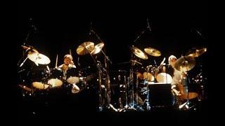 GENESIS - Drum Duet / Los Endos (live in London 1982)