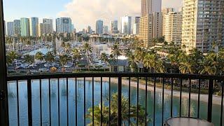 Hilton Hawaiian village room tour. My favorite resort in Waikiki beach.