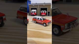 More FDNY Vehicles 1/64 scale #cars #firefighter #firerescue #fdny #nypd #diecast #firetruck #toys